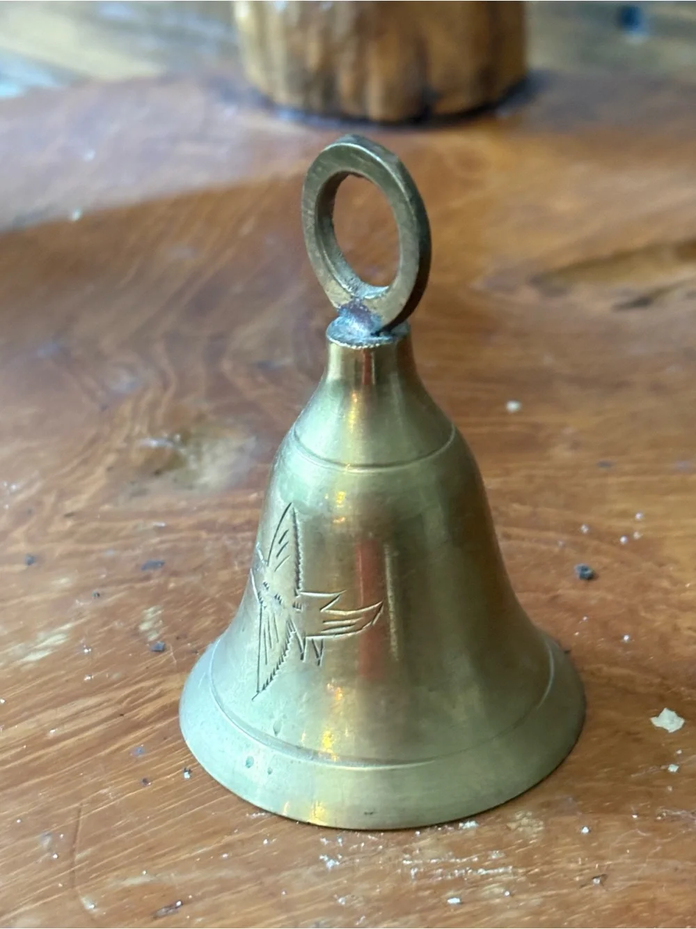 Vintage charming solid